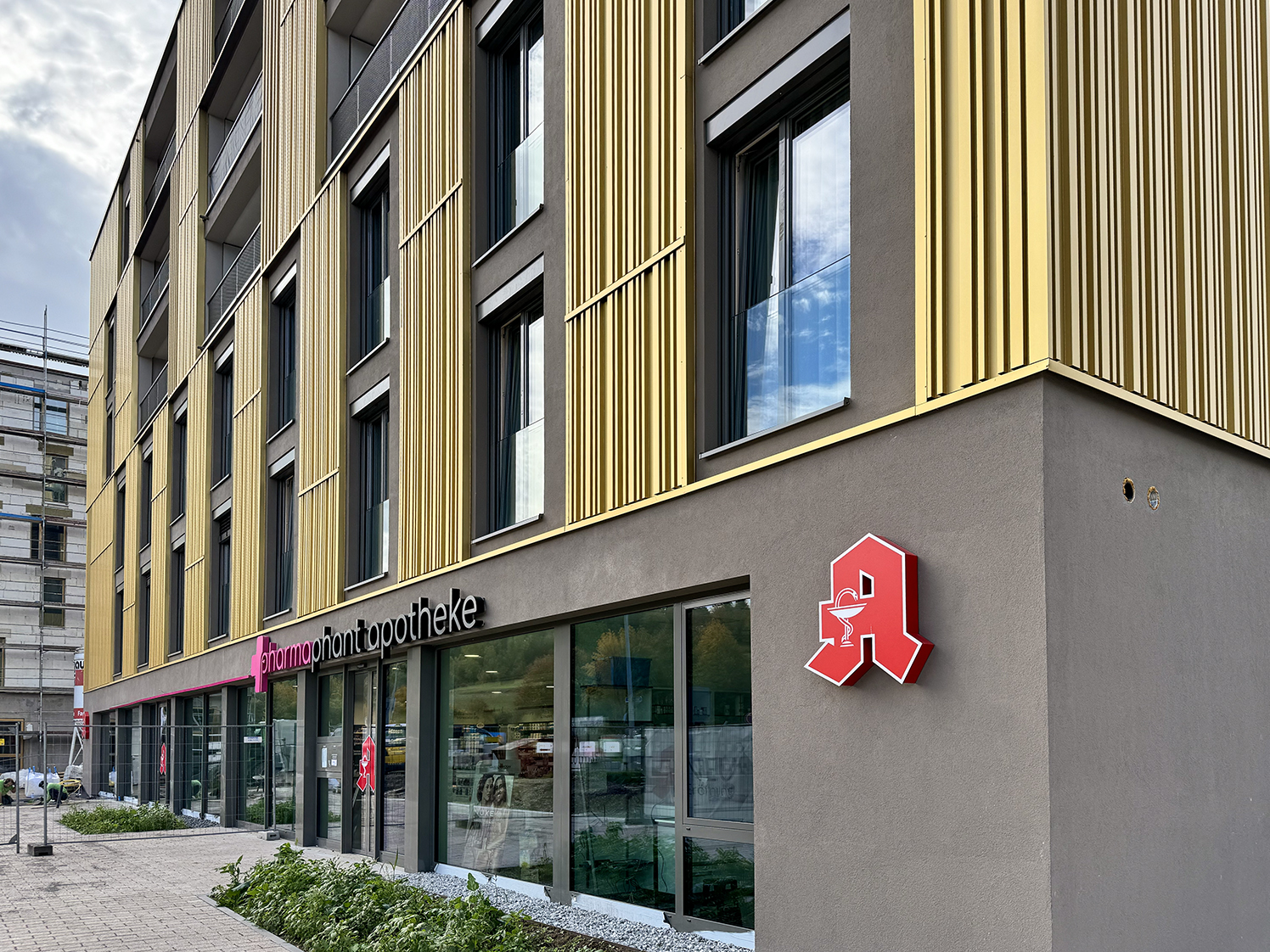 Apotheke im Neubau