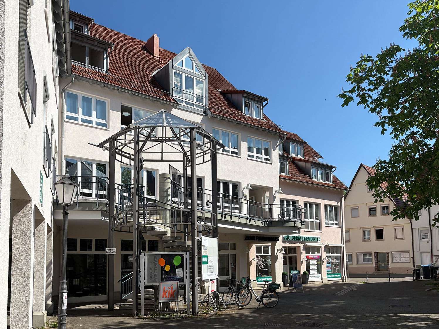 Straßenansicht