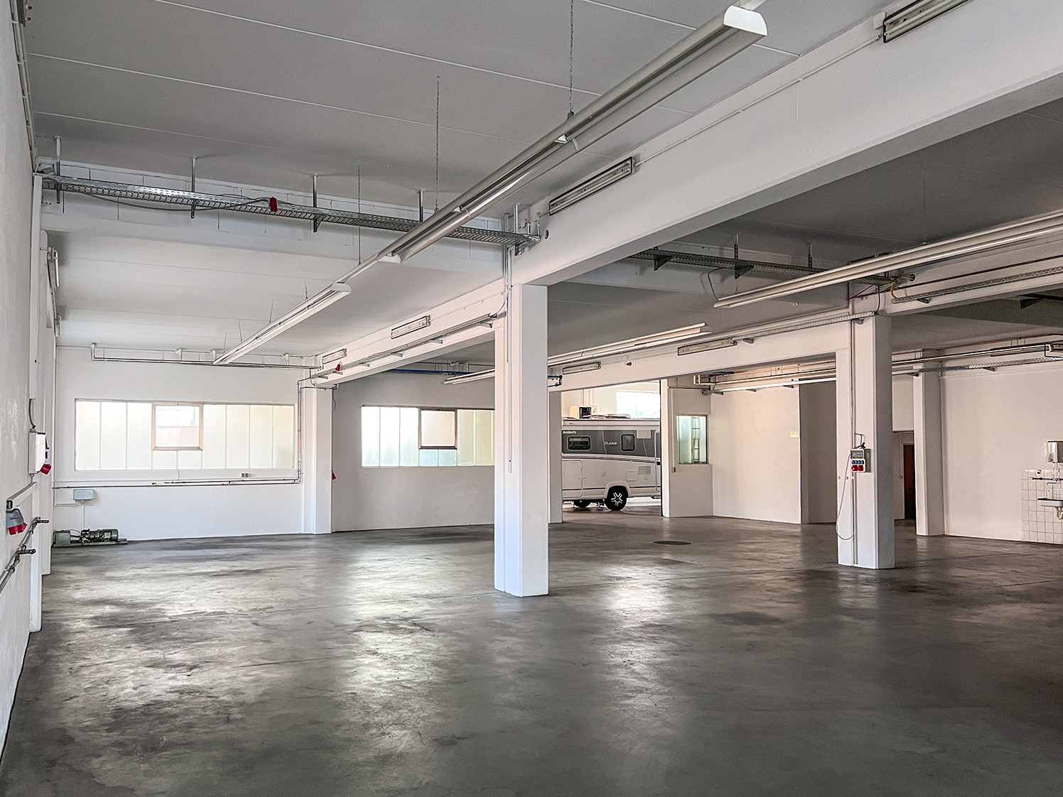 Produktions- und Lagerhalle (EG)