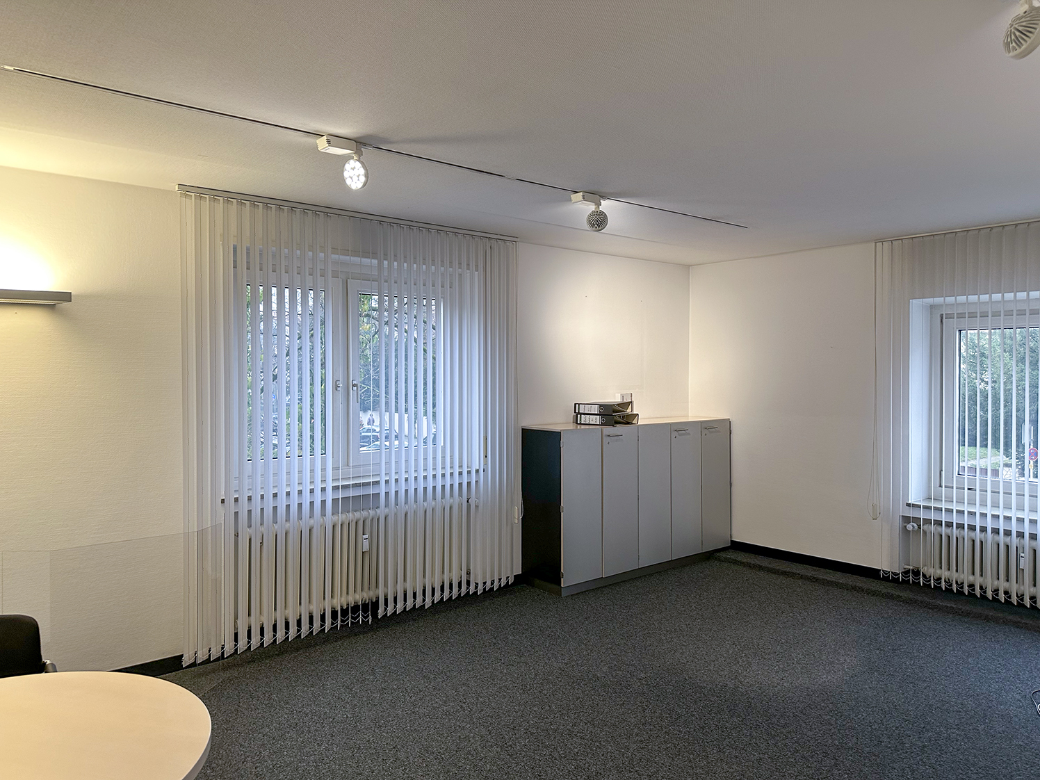 Büro (OG)