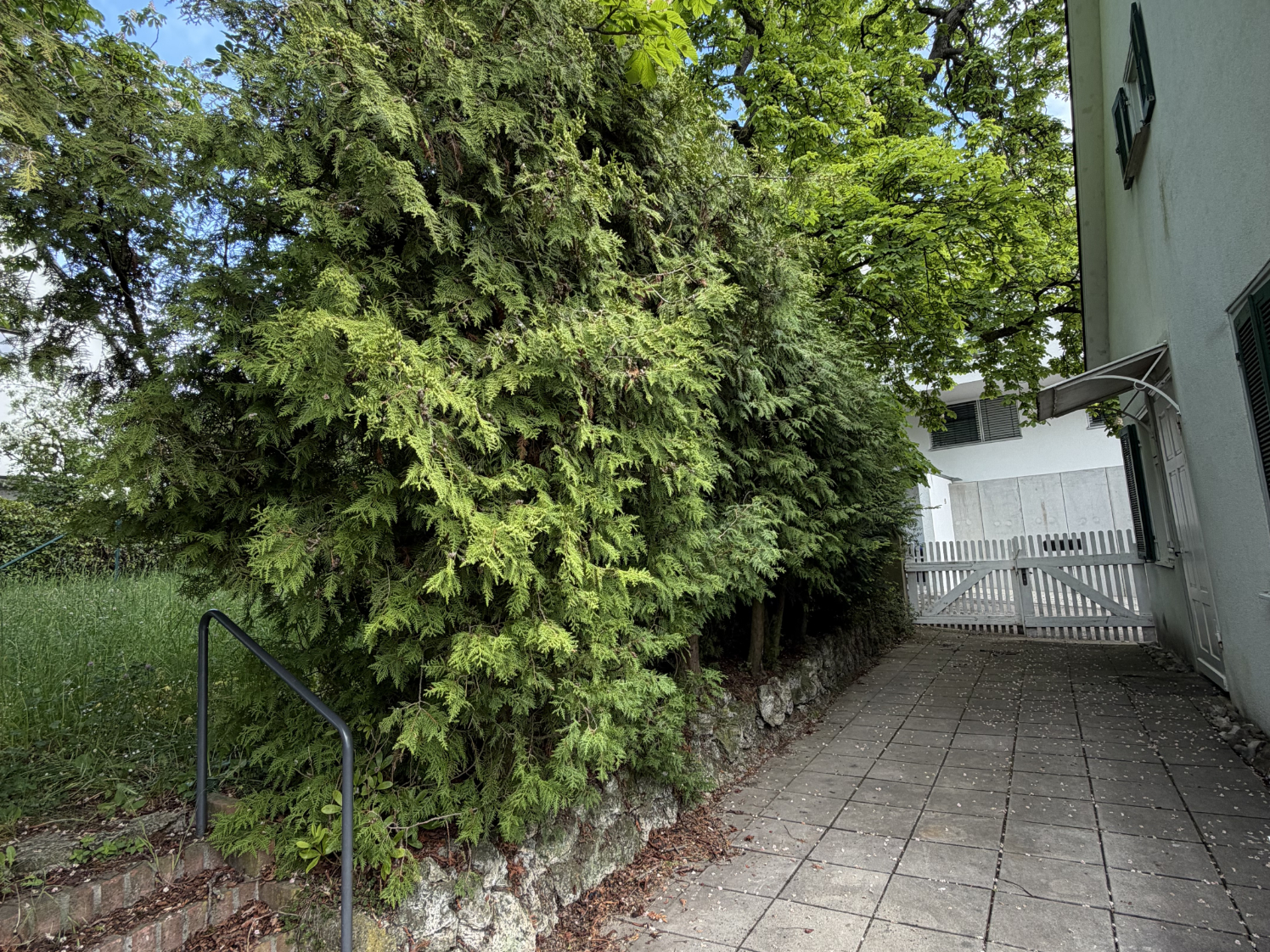 Verbindung Haus und Grundstück