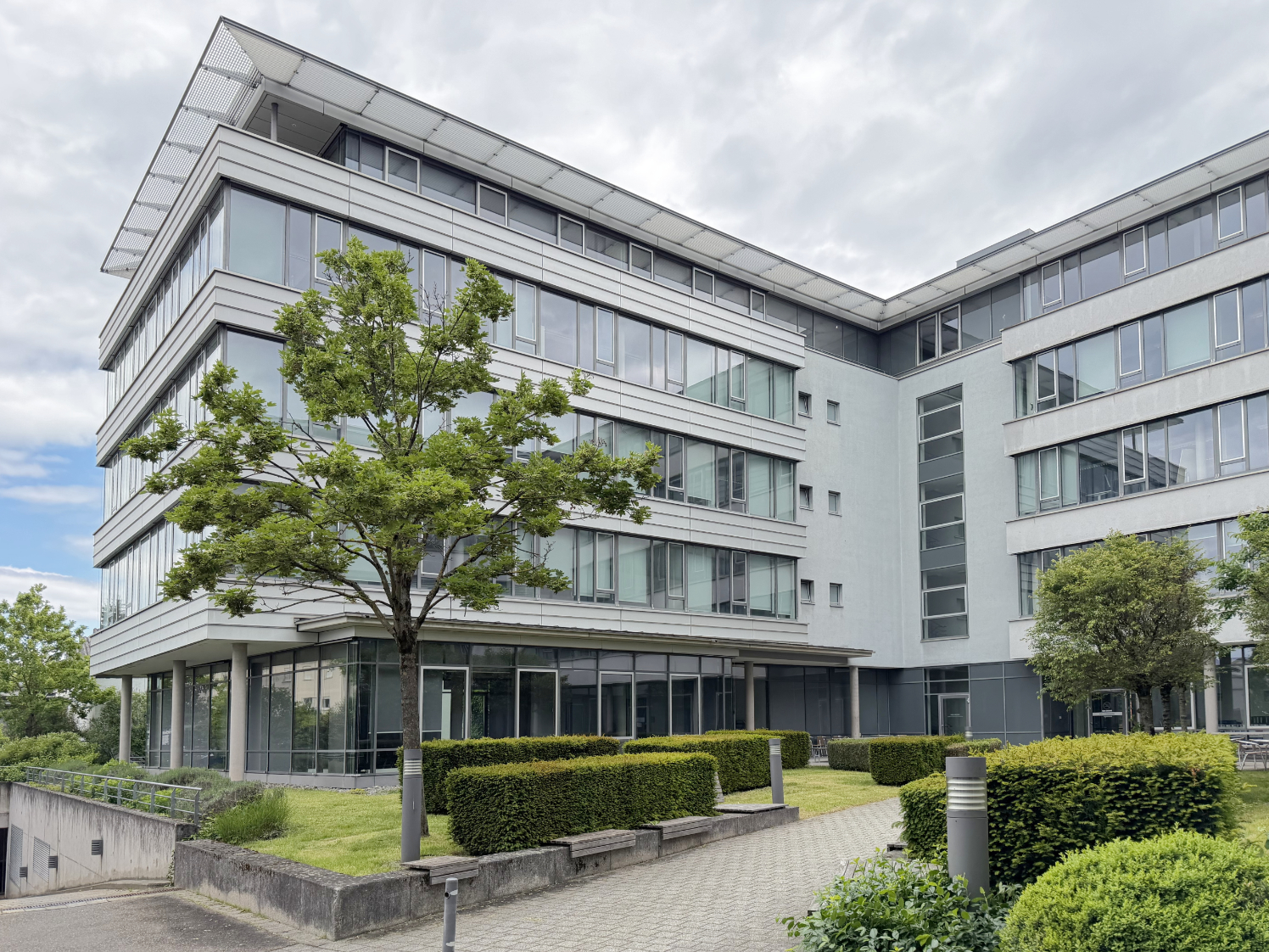 Flexible Büroflächen * Zentrale Lage * teilw. vermietet