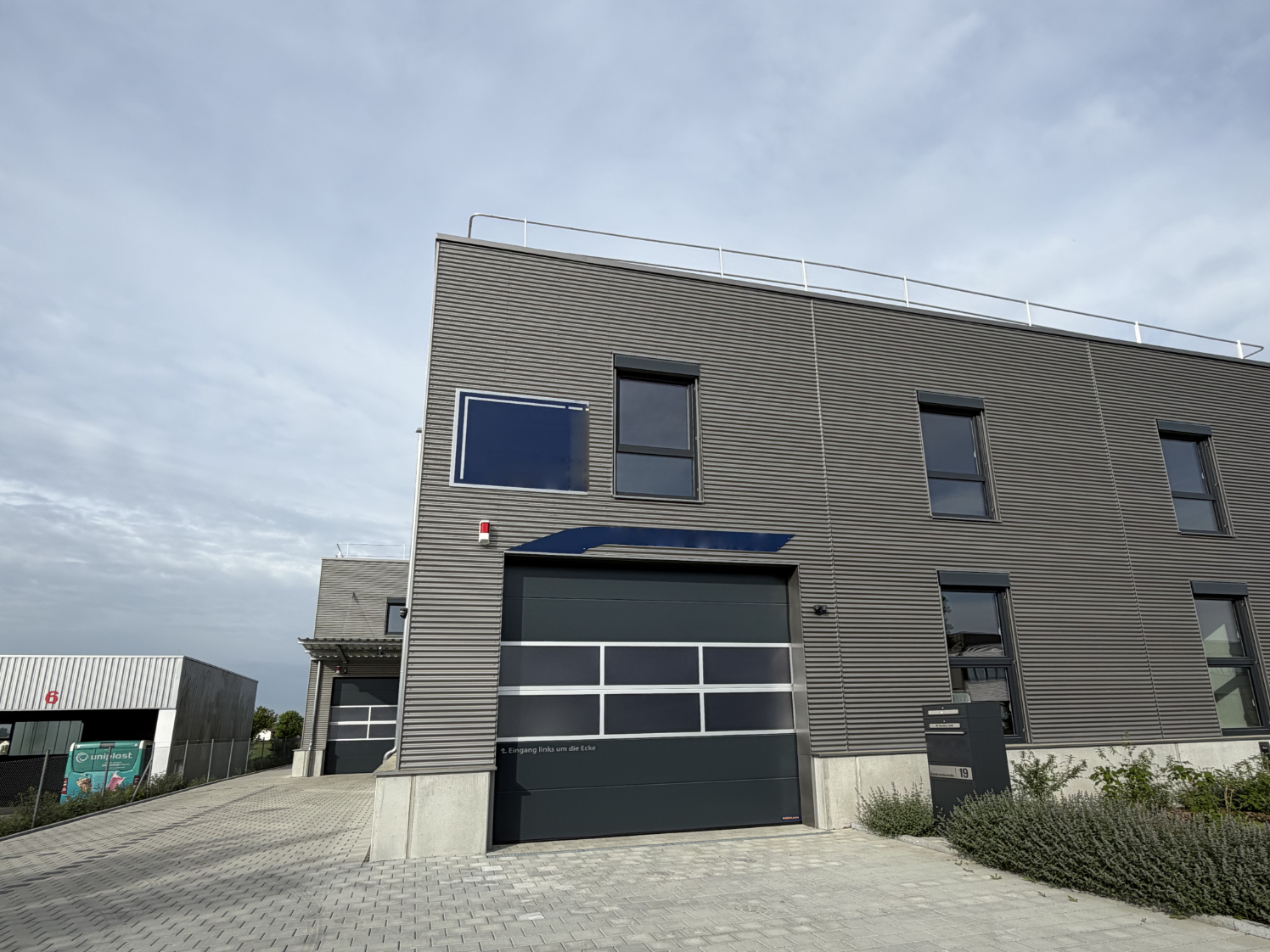 Ausbau nach Wunsch * Büro 1. OG * RT-Mittelstadt