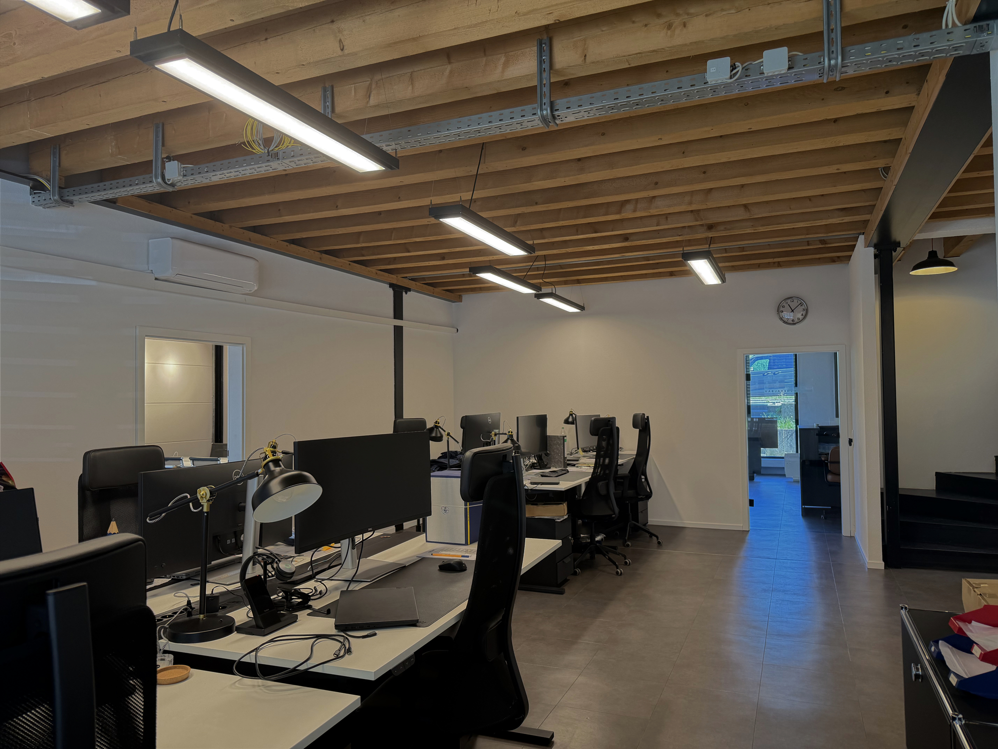 Büro EG
