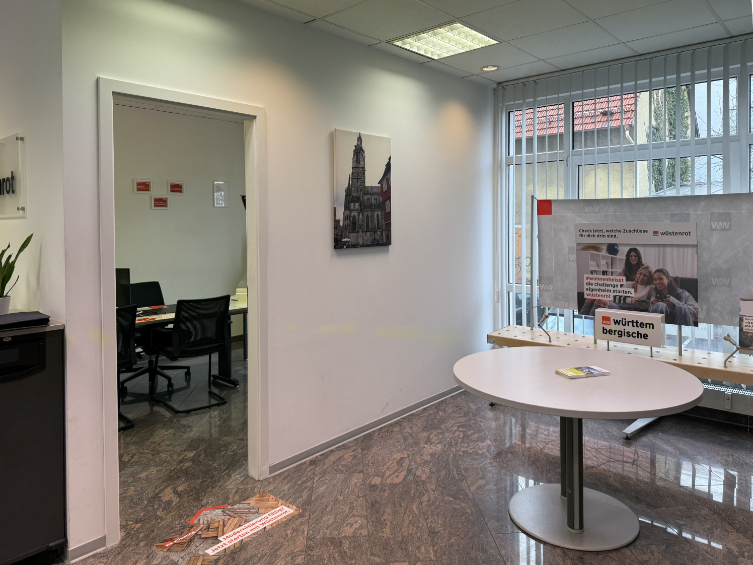 Büro EG