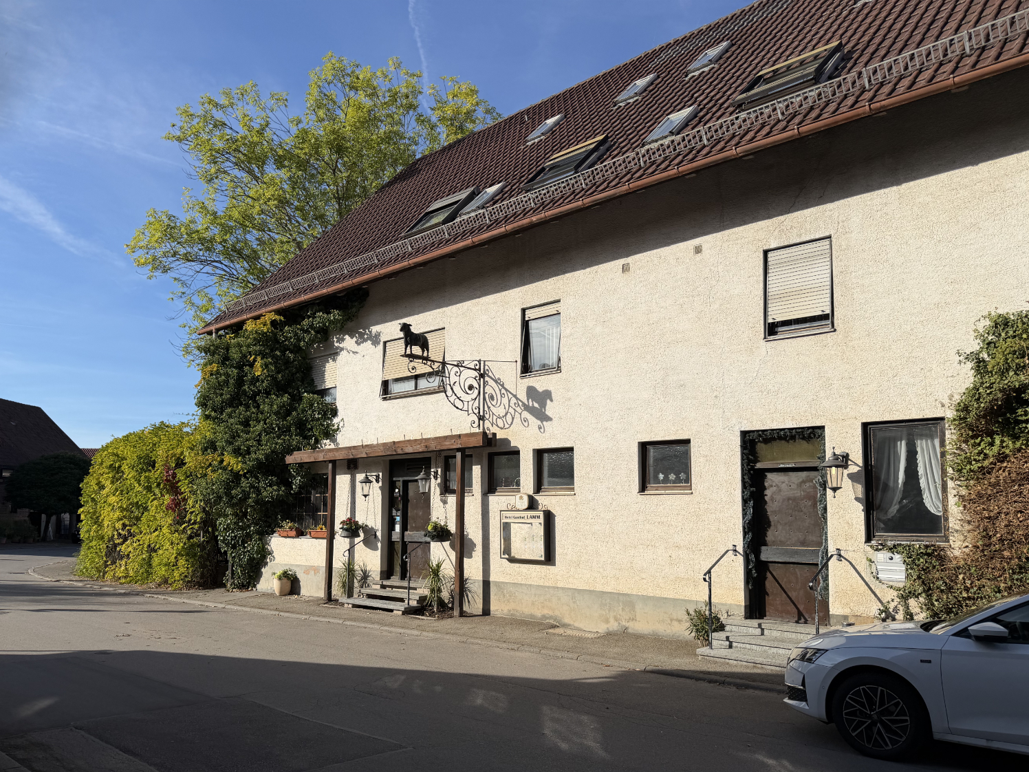 Entwicklungsgrundstück mit Bestandsgebäude